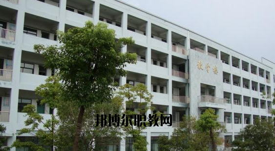 寧波興港職業(yè)高級(jí)中學(xué)2020年報(bào)名條件、招生要求、招生對(duì)象