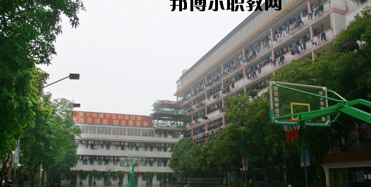 廣西商貿(mào)高級技工學(xué)校2020年報名條件、招生要求、招生對象