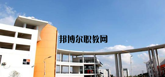 湖州藝術(shù)與設(shè)計(jì)學(xué)校怎么樣，好不好