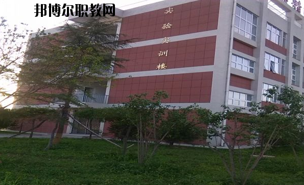 藍田職業(yè)教育中心2020年報名條件、招生要求、招生對象 