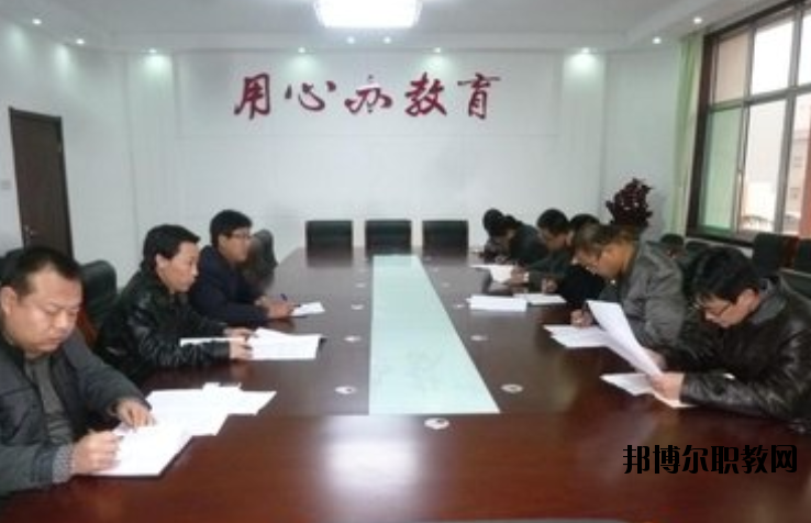桐鄉(xiāng)綜合中專學(xué)校2020年報(bào)名條件、招生要求、招生對(duì)象