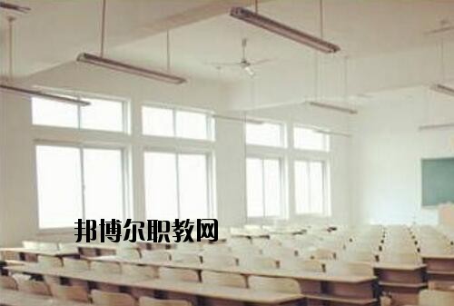 鄭州時(shí)代科技中等專業(yè)學(xué)校2021年報(bào)名條件、招生對(duì)象