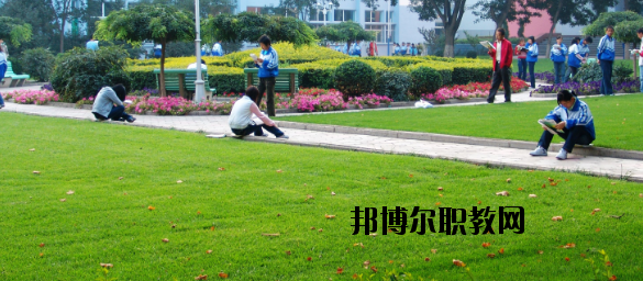 甘肅工業(yè)技師學(xué)院2020年報名條件、招生要求、招生對象