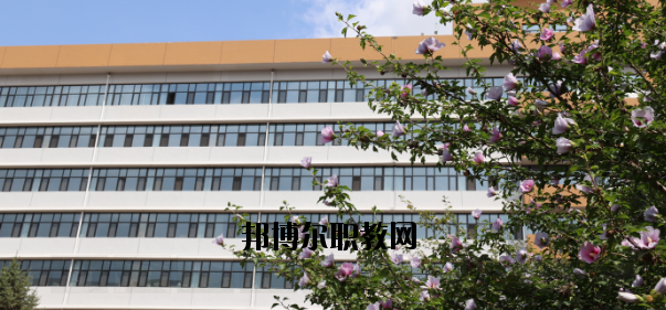 甘肅工業(yè)技師學(xué)院怎么樣、好不好
