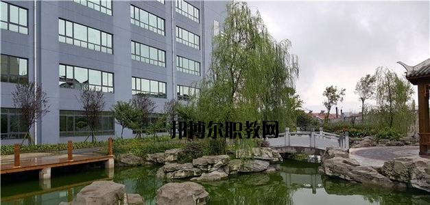 息烽縣職業(yè)技術(shù)學(xué)校2020年報(bào)名條件、招生要求