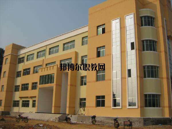 上猶職業(yè)中等專業(yè)學(xué)校2020年報(bào)名條件、招生要求、招生對(duì)象