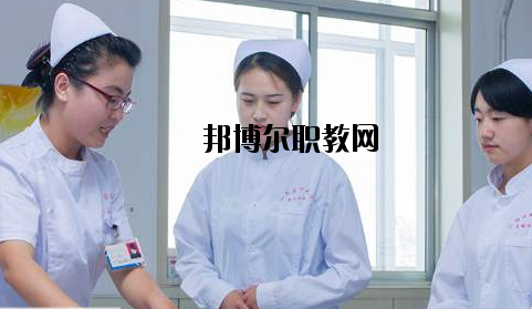 河南濮陽(yáng)衛(wèi)生學(xué)校2021年報(bào)名條件、招生要求、招生對(duì)象