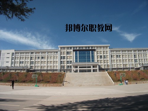 文山職業(yè)高級(jí)中學(xué)2020年報(bào)名條件、招生要求、招生對(duì)象