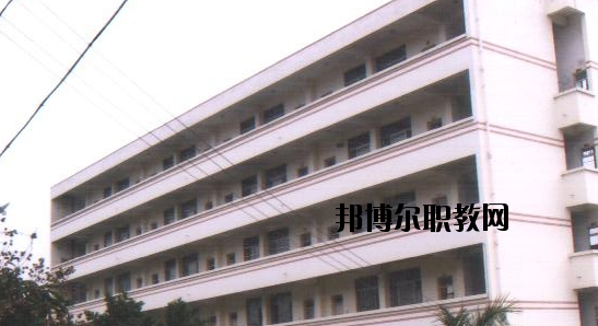 南寧電子工程學(xué)校2020年報(bào)名條件、招生要求、招生對象 