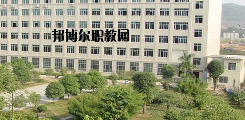 廣西工商技師學(xué)院2020年報(bào)名條件、招生要求、招生對(duì)象 