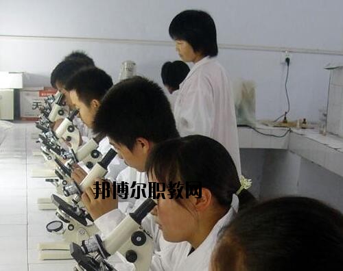鄭州畜牧獸醫(yī)中等專業(yè)學(xué)校2021年報(bào)名條件、招生對(duì)象