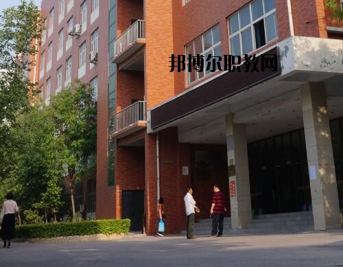 河南理工中等專業(yè)學校2021年報名條件、招生對象