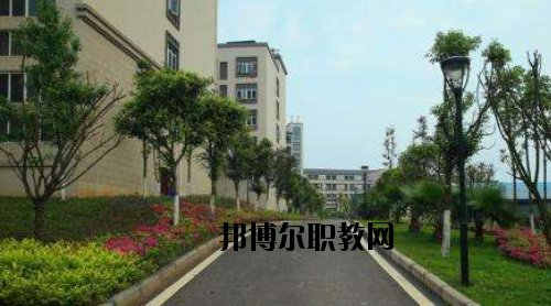 廣東江門中醫(yī)藥學(xué)校2020年報名條件、招生要求、招生對象