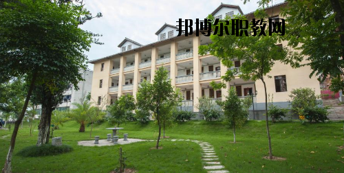 梅州農(nóng)業(yè)學(xué)校2020年報名條件、招生要求、招生對象