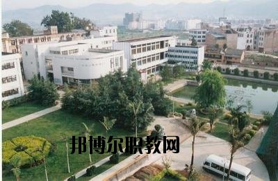 文山三鑫中等職業(yè)技術(shù)學(xué)校2020年報(bào)名條件、招生要求、招生對(duì)象