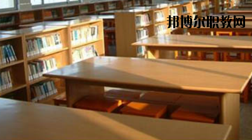 柳州工業(yè)職業(yè)技術(shù)學(xué)校2020年報(bào)名條件、招生要求、招生對(duì)象 