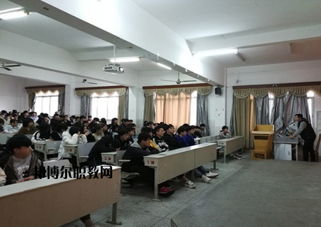 寧都縣科技職業(yè)學(xué)校2020年報名條件、招生要求、招生對象 