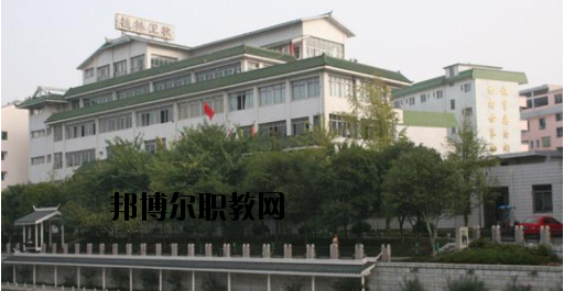 桂林衛(wèi)生學(xué)校2020年報(bào)名條件、招生要求、招生對(duì)象