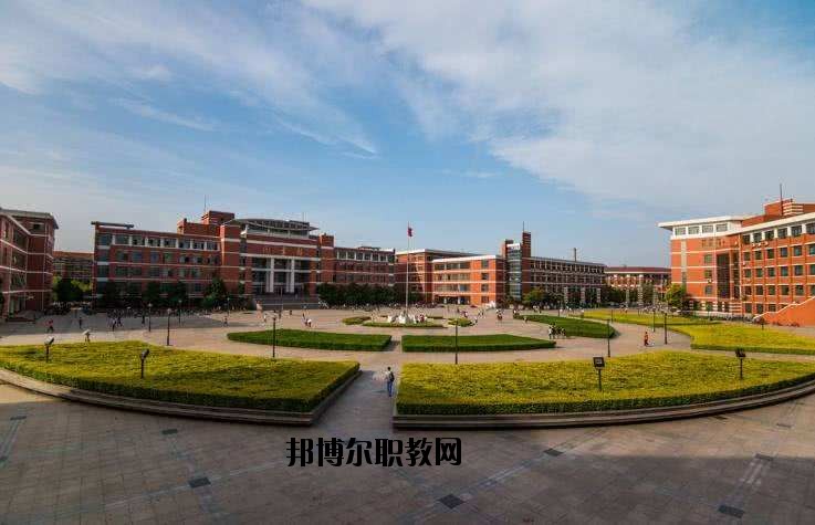 黃州理工中專怎么樣、好不好
