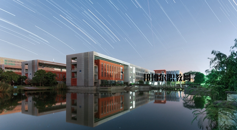 南京航空航天大學(xué)2020年報名條件、招生要求、招生對象