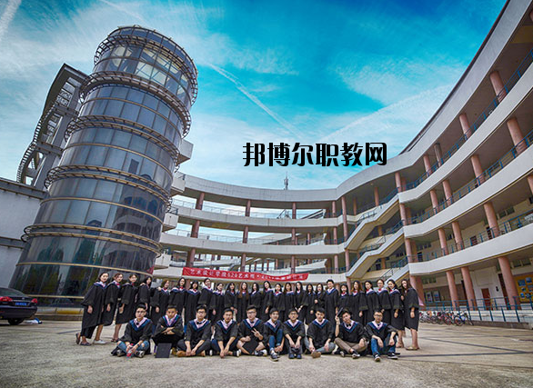 南京財(cái)經(jīng)大學(xué)怎么樣、好不好
