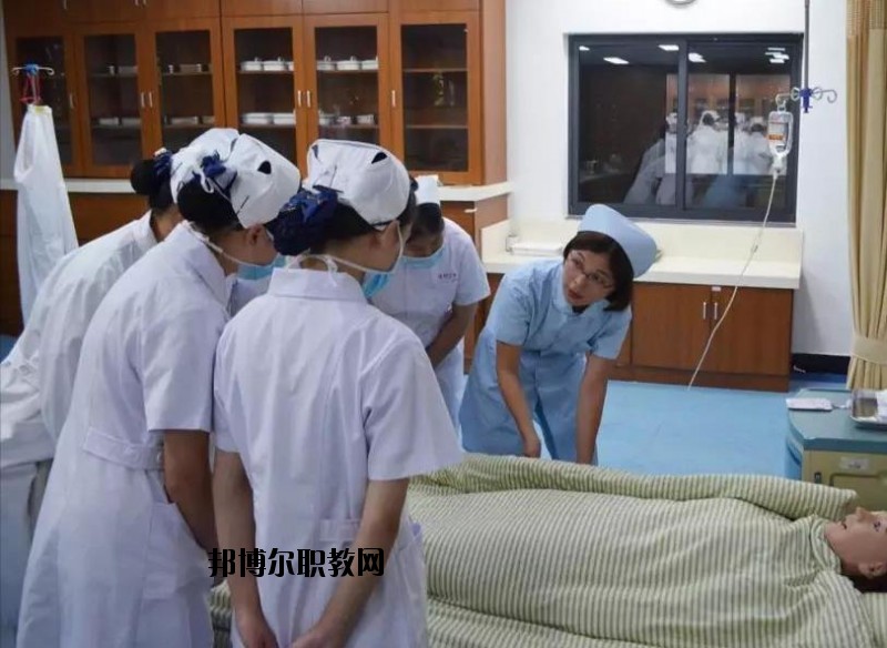 余杭衛(wèi)生中等專業(yè)學(xué)校2020年報(bào)名條件、招生要求、招生對象