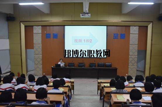 崇義職業(yè)中等專業(yè)學(xué)校2020年報名條件、招生要求、招生對象 