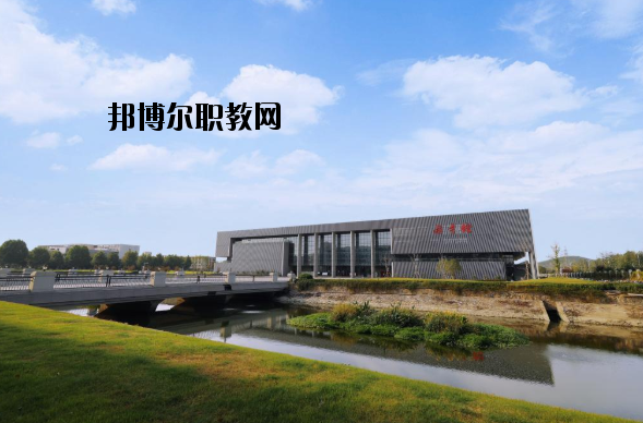 徐州醫(yī)學(xué)院怎么樣、好不好