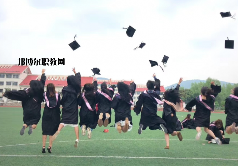 江蘇建康職業(yè)學(xué)院2020年報(bào)名條件、招生要求、招生對(duì)象