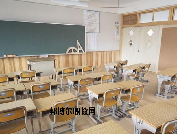 荊州東方中等職業(yè)學(xué)校2020年報名條件、招生要求、招生對象