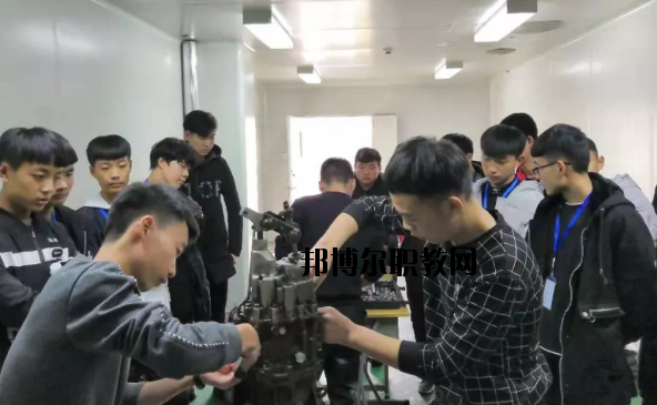 石家莊通用交通中等專業(yè)學校