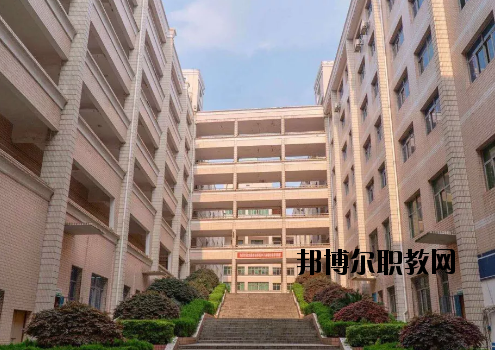 新余新興產(chǎn)業(yè)工程學校2020年報名條件、招生要求、招生對象