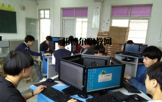 南城職業(yè)中等專業(yè)學(xué)校2020年報(bào)名條件、招生要求、招生對(duì)象