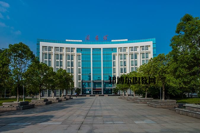 孝感紅人中等職業(yè)學(xué)校2020年報名條件、招生要求、招生對象