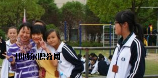 石家莊新世紀中等專業(yè)學校怎么樣、好不好
