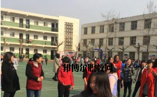 咸陽陜廣電子機械職業(yè)技術(shù)學校網(wǎng)站網(wǎng)址