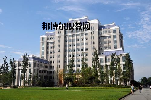 南充通信運(yùn)輸職業(yè)學(xué)校2020年報(bào)名條件、招生要求、招生對(duì)象