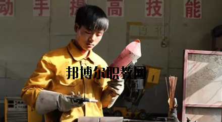 靈臺職教中心2020年報名條件、招生要求、招生對象