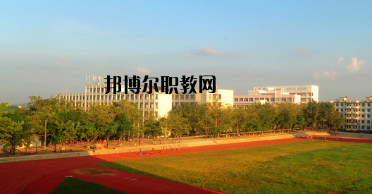 平南中等職業(yè)技術(shù)學校2020年報名條件、招生要求、招生對象