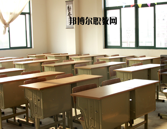 蕪湖機(jī)電學(xué)校2020年報(bào)名條件、招生要求、招生對(duì)象