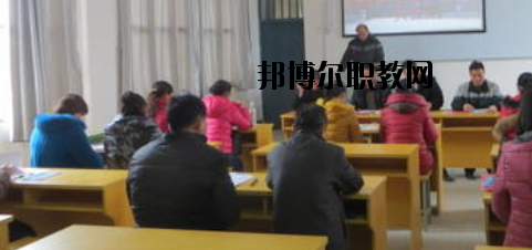 柳江職業(yè)教育中心2020年招生辦聯(lián)系電話(huà)