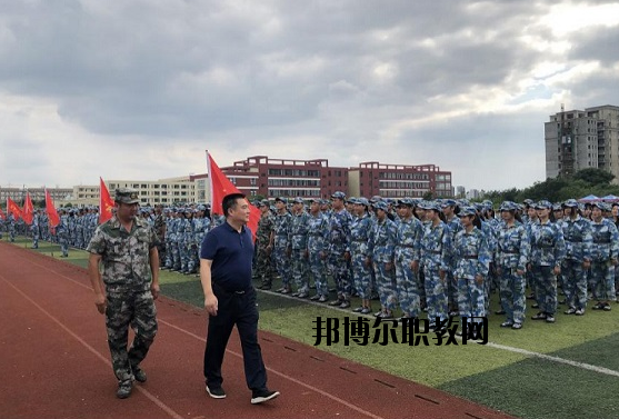 合肥高新科技學(xué)校2020年報名條件、招生要求、招生對象