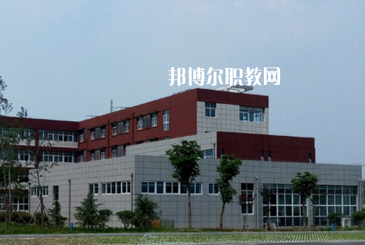天長工業(yè)學校2020年報名條件、招生要求、招生對象