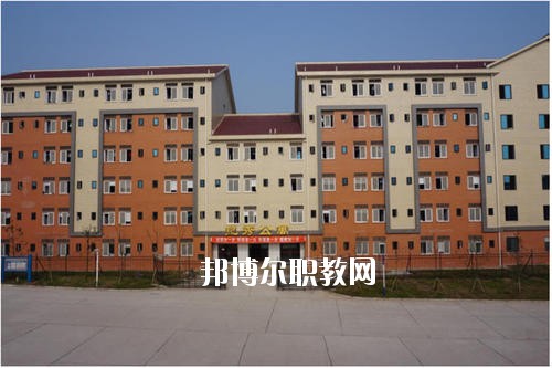 瀘州交通技工學(xué)校2020年報(bào)名條件、招生要求、招生對象