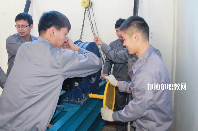鄭州廣志職業(yè)技術中等專業(yè)學校2021年學費、收費多少