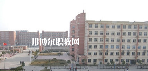 南寧九三中等職業(yè)學校2020年報名條件、招生要求、招生對象