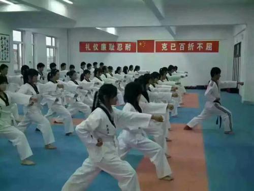 江蘇沭陽中等專業(yè)學校2020年報名條件、招生要求、招生對象