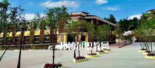 貴州航空工業(yè)技師學(xué)院烏當(dāng)校區(qū)2020年報(bào)名條件、招生要求、招生對(duì)象