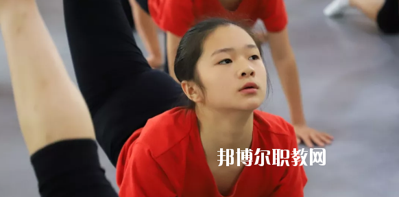 蘭州慈愛實驗藝術職業(yè)學校怎么樣、好不好