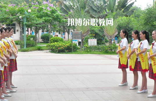 廣東黃埔衛(wèi)生職業(yè)技術(shù)學(xué)校2020年報(bào)名條件、招生要求、招生對象